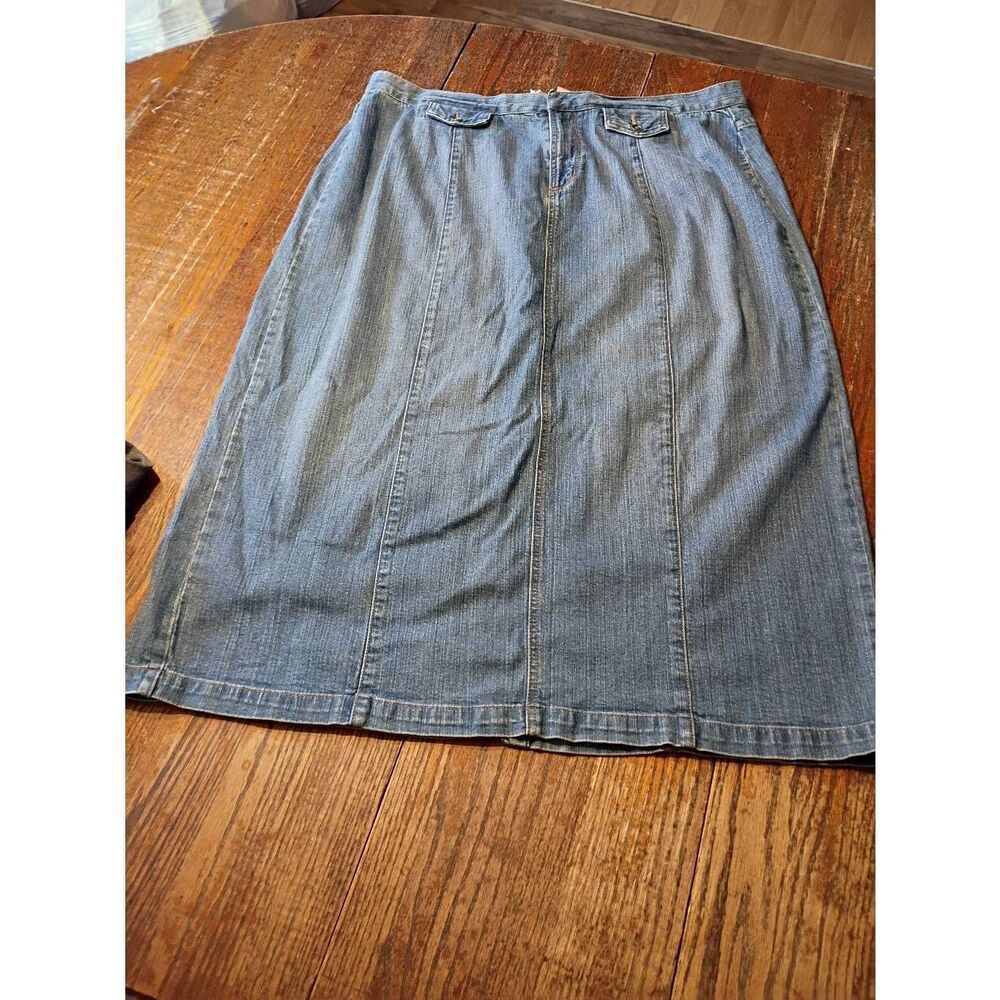 18W CJ Banks Stretch Midi Denim Blue Jean Skirt with Pockets